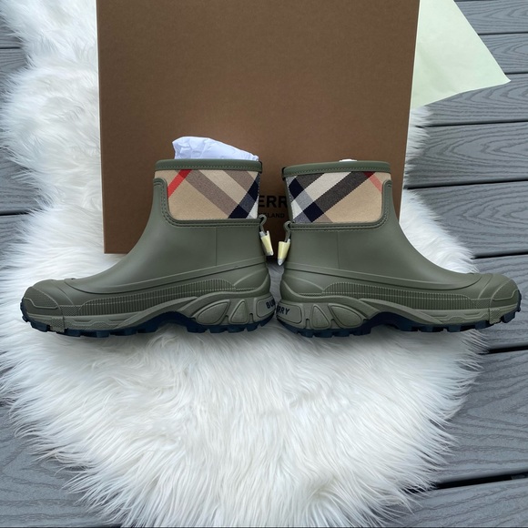 Burberry Ankle Boots - Picture 3 of 5